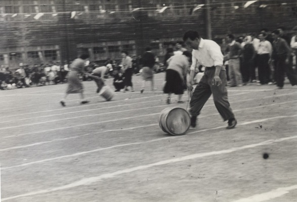 町民運動会 1956（5）たるころがし競争