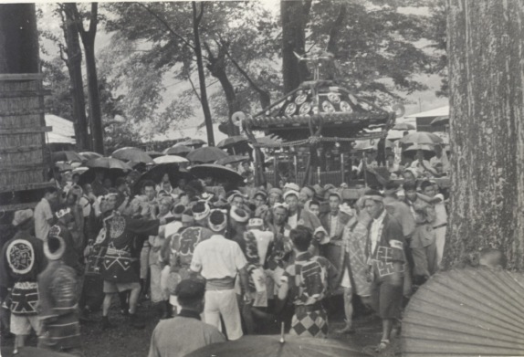 八坂神社の祭り 1955（12）八坂神社境内