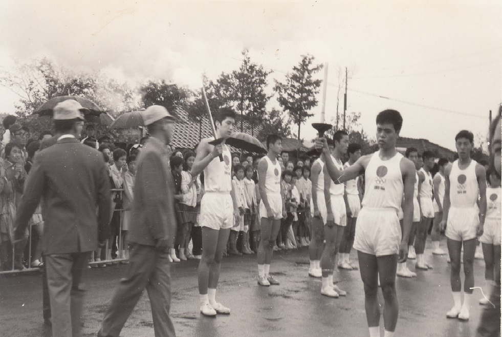 東京オリンピック 聖火リレー 1964（23）東光寺派出所前